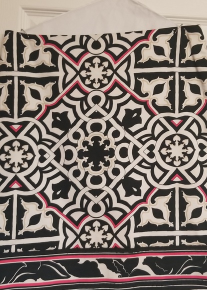 WHBM skirt size 0 - Picture 2 of 5